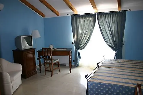 מלון לה ספציה Le Ville Relais